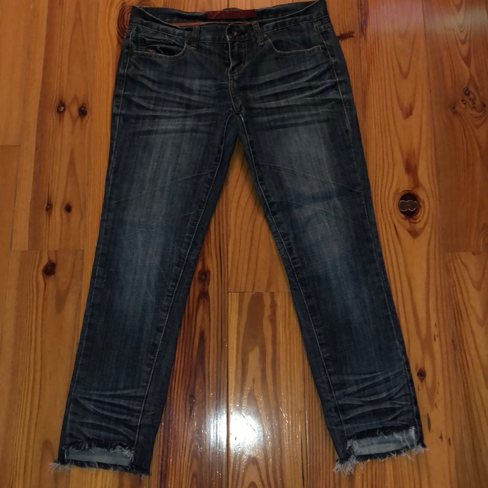 VINTAGE Refuge cropped jeans - high-low cut offs - Picture 3 of 7